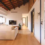 Bravissimo Santa Clara Penthouse 1, With 3-bedrooms Appartamento Girona