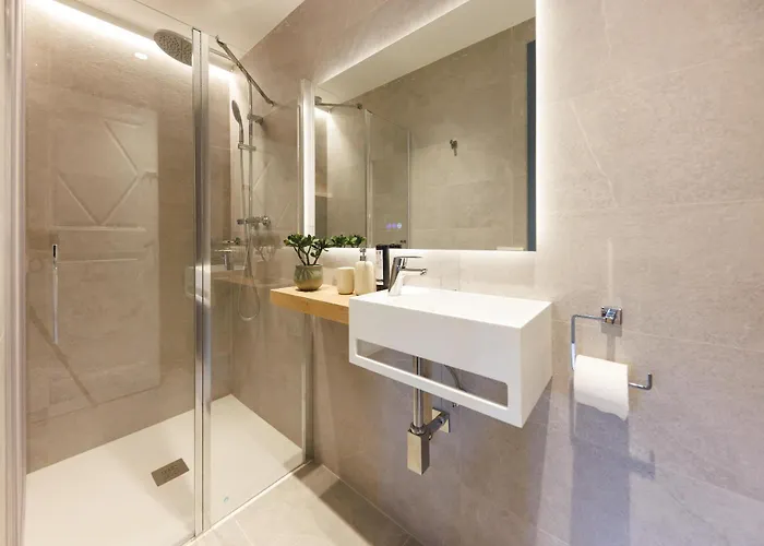 Bravissimo Santa Clara Penthouse 1, With 3-bedrooms