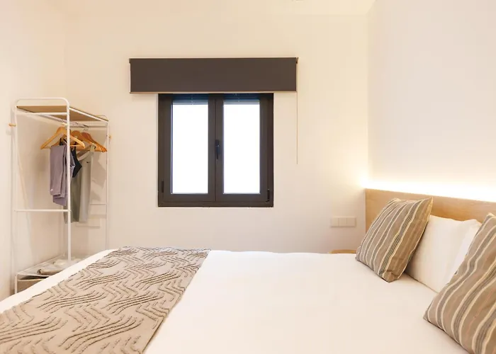 Bravissimo Santa Clara Penthouse 1, With 3-bedrooms דירה ז'ירונה